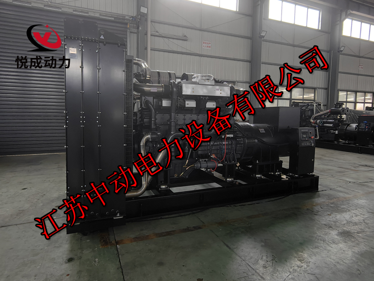 上柴動(dòng)力1000KW柴油發(fā)電機(jī)組，型號(hào)6WTAA35-G311