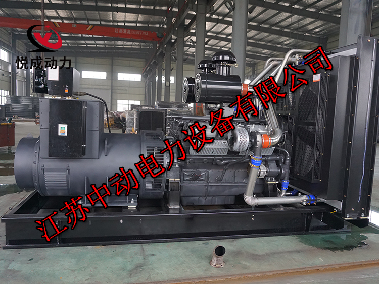 YC28H780松柴動力700KW柴油發(fā)電機(jī)組